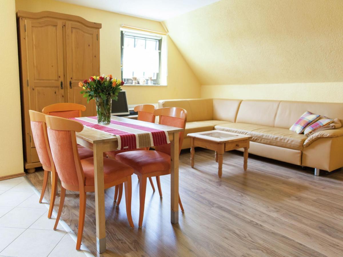 Beautiful Apartment In Merschbach With Garden Exteriör bild