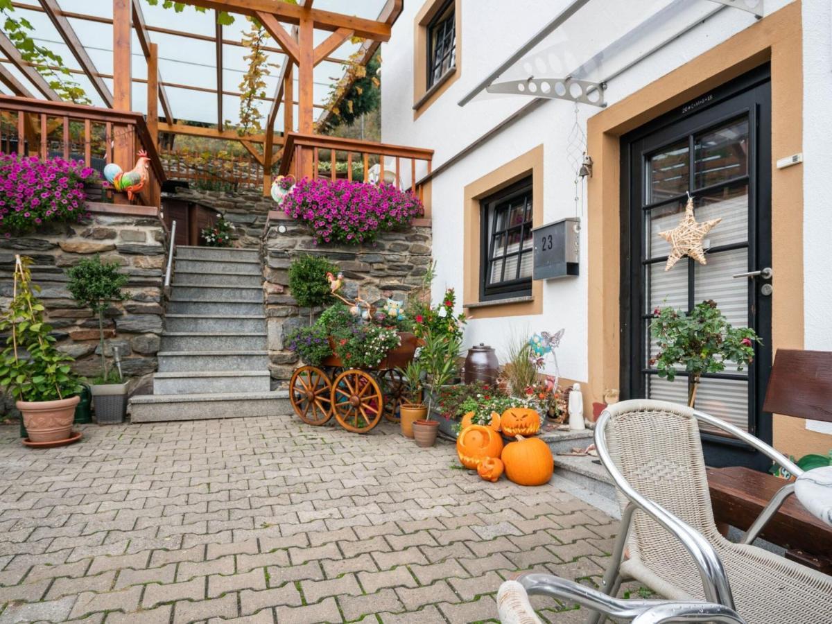 Beautiful Apartment In Merschbach With Garden Exteriör bild